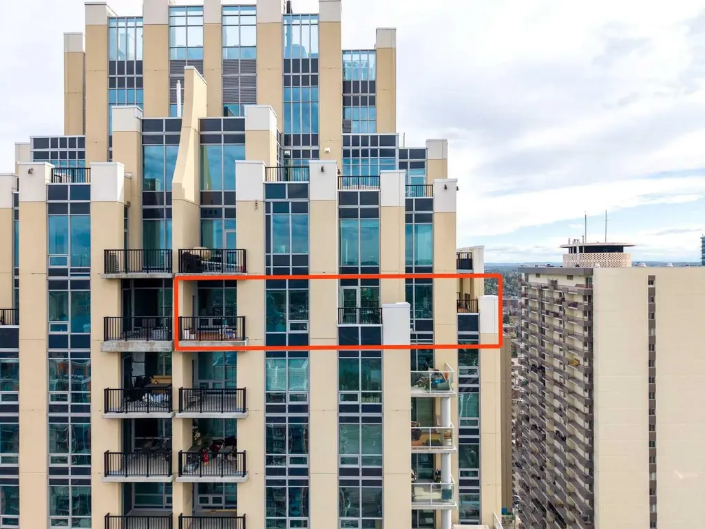 930 6 Avenue SW Calgary AB T2P 1J3