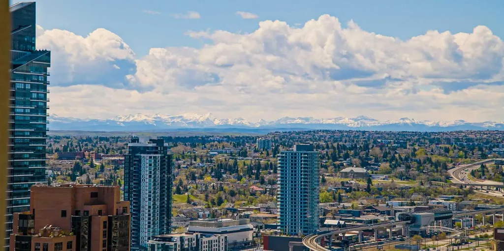 930 6 Avenue SW Calgary AB T2P 1J3