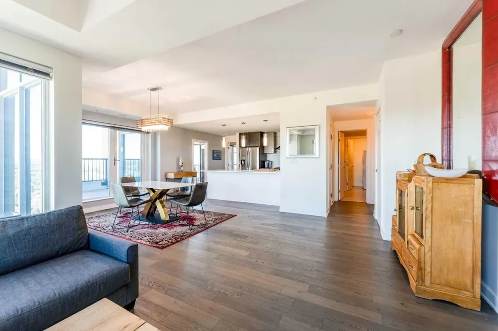 930 6 Avenue SW Calgary AB T2P 1J3