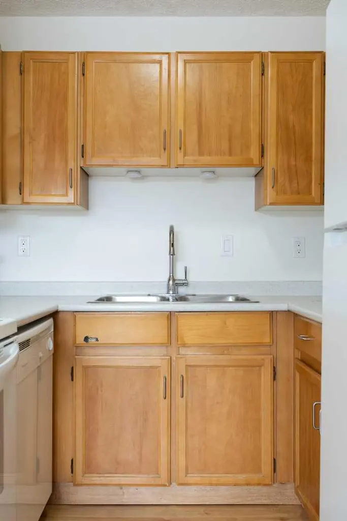 420 Grier Avenue NE Calgary AB T2K 5X6