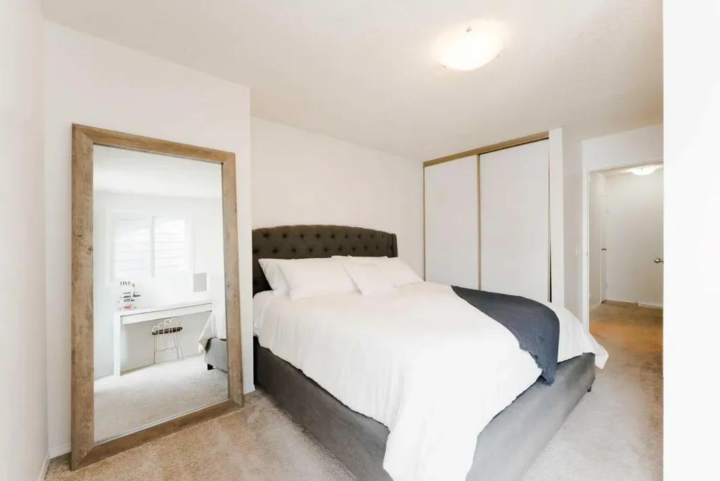 420 Grier Avenue NE Calgary AB T2K 5X6