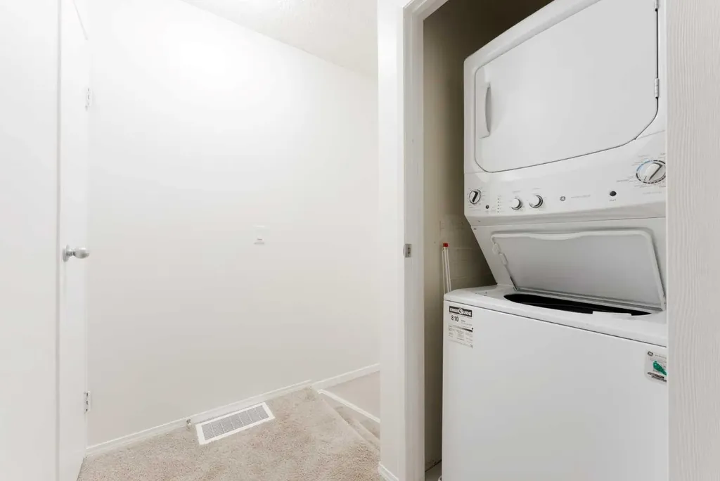 420 Grier Avenue NE Calgary AB T2K 5X6