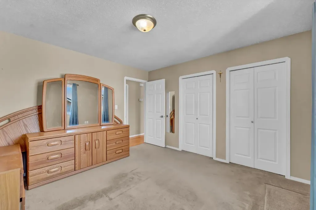 970 Kipling Crescent SW Redcliff AB T0J2P0