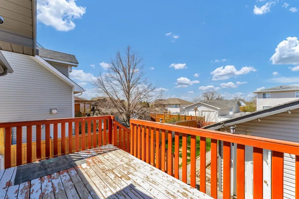 970 Kipling Crescent SW Redcliff AB T0J2P0