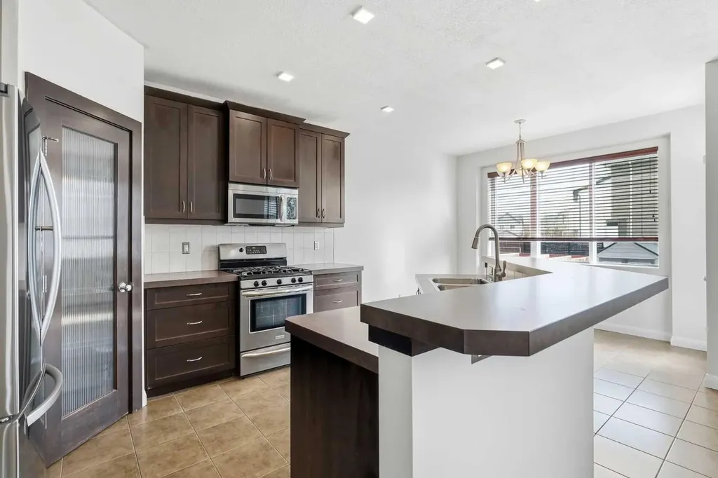 121 Copperstone Close SE Calgary AB T2Z0P4