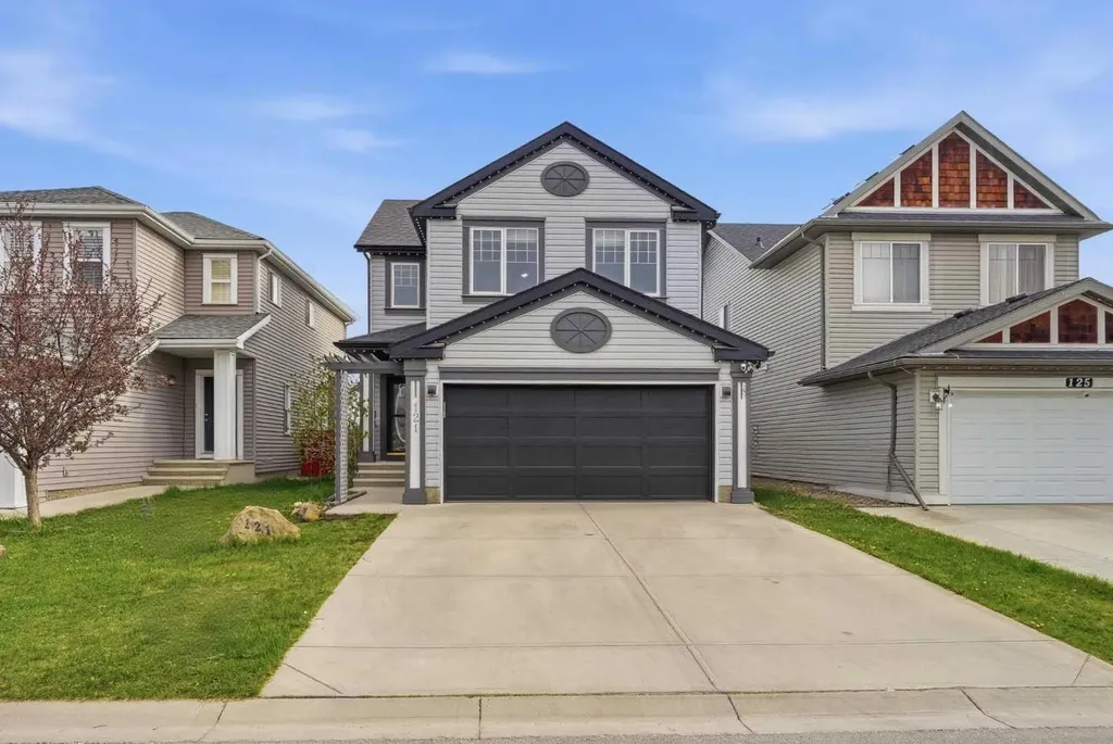 121 Copperstone Close SE Calgary AB T2Z0P4