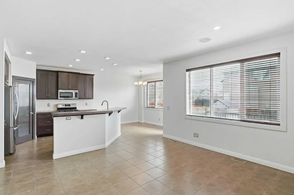 121 Copperstone Close SE Calgary AB T2Z0P4