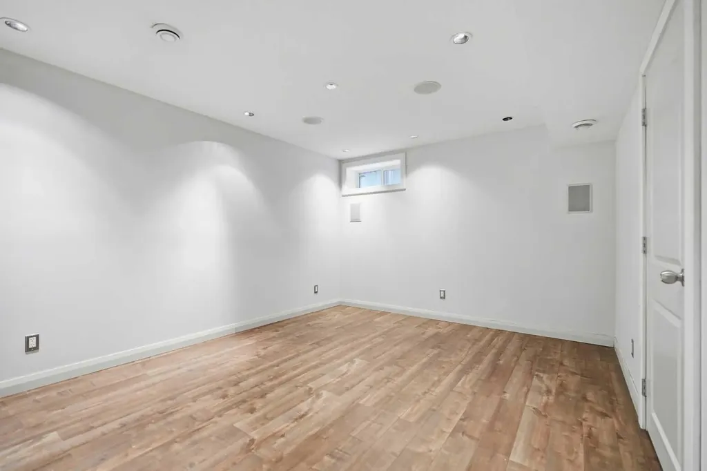 121 Copperstone Close SE Calgary AB T2Z0P4