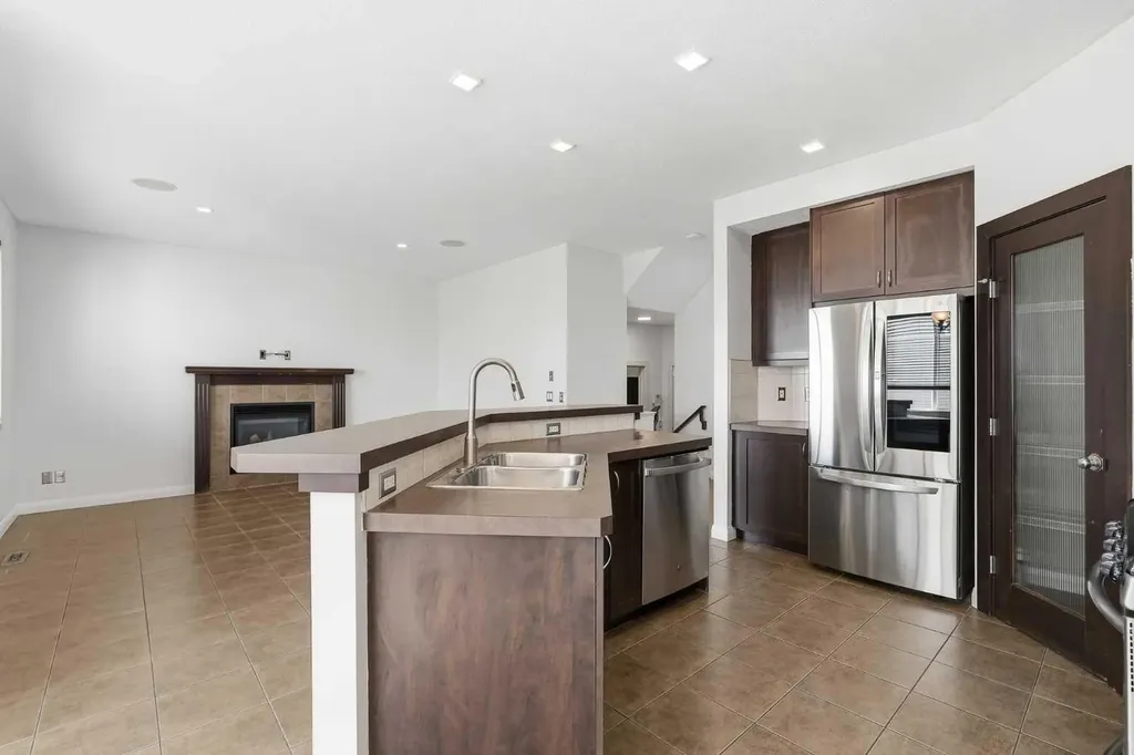 121 Copperstone Close SE Calgary AB T2Z0P4