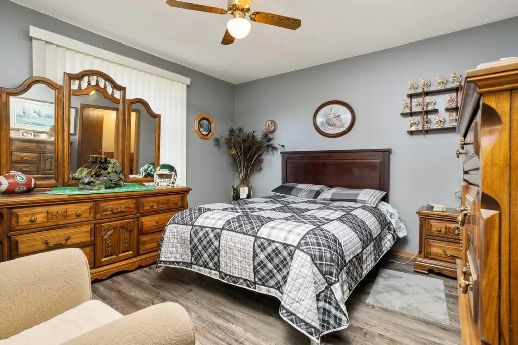 22321 Twp Road 414 Rural Lacombe County AB T4L 0H6