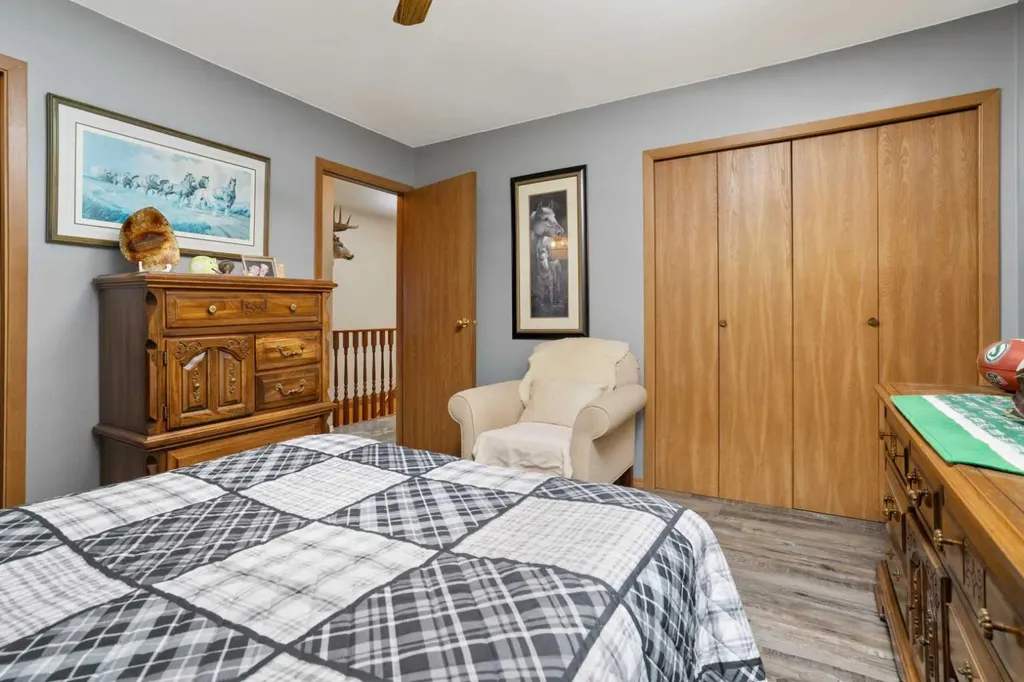 22321 Twp Road 414 Rural Lacombe County AB T4L 0H6