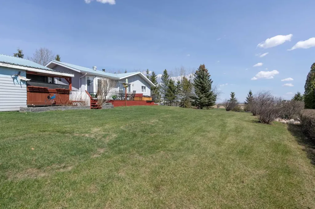 22321 Twp Road 414 Rural Lacombe County AB T4L 0H6
