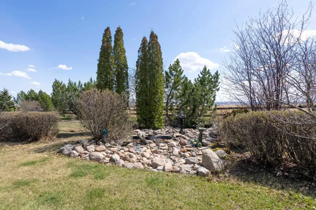 22321 Twp Road 414 Rural Lacombe County AB T4L 0H6