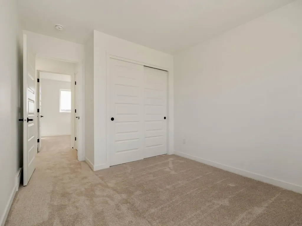 1369 Abitibi Road W Lethbridge AB T1J5X4
