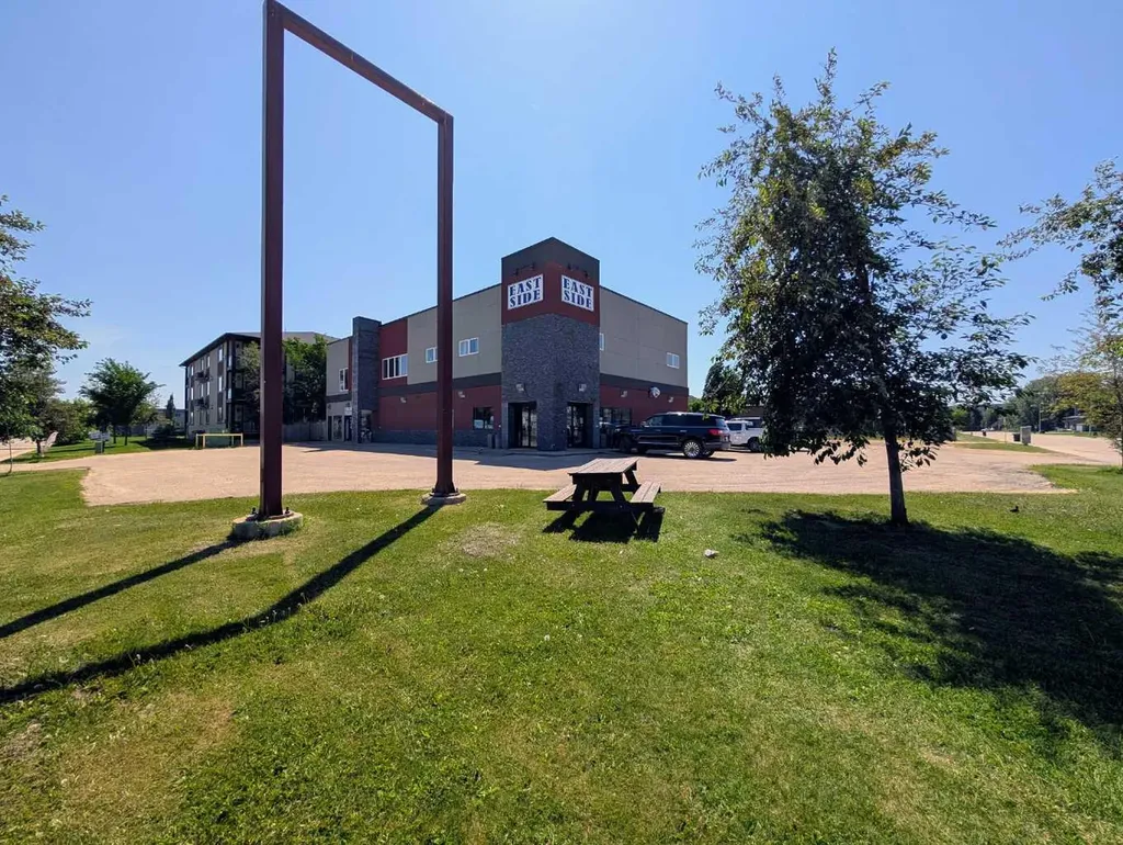 601 6 Avenue SE Slave Lake AB T0G2A3