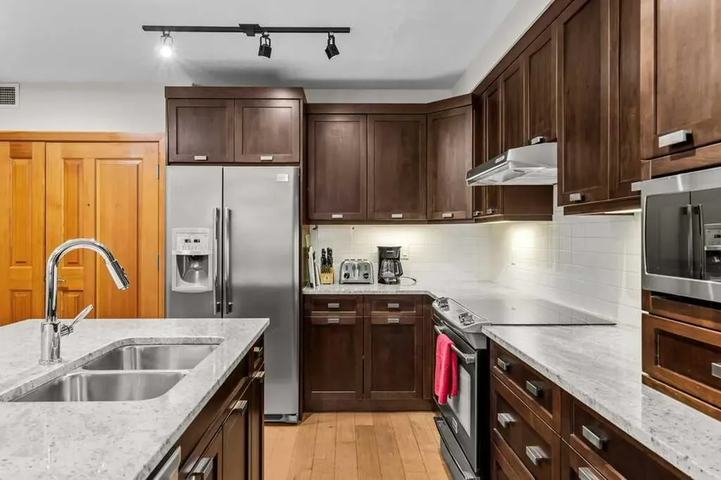 106 Stewart Creek Landing Canmore AB T1W0G6