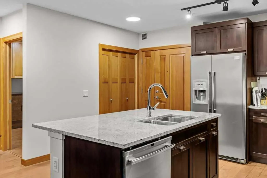 106 Stewart Creek Landing Canmore AB T1W0G6