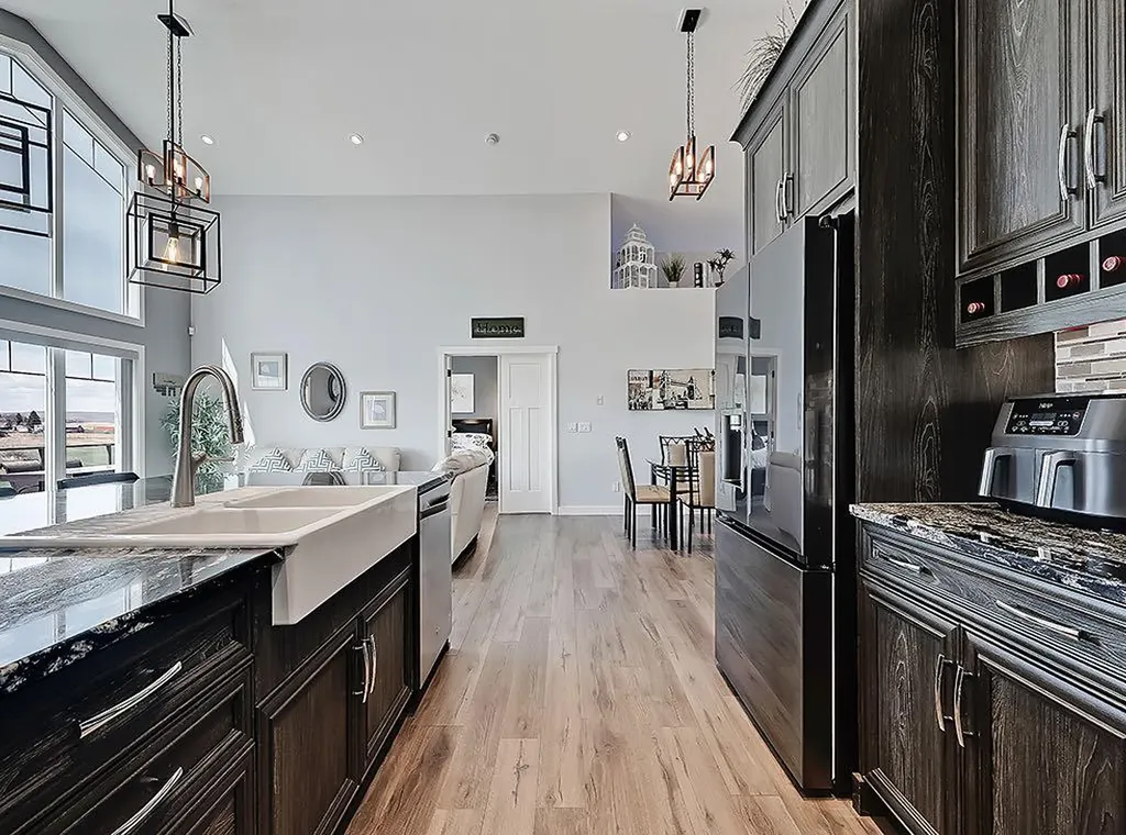 137 Westview Drive Nanton AB T0L 1R0