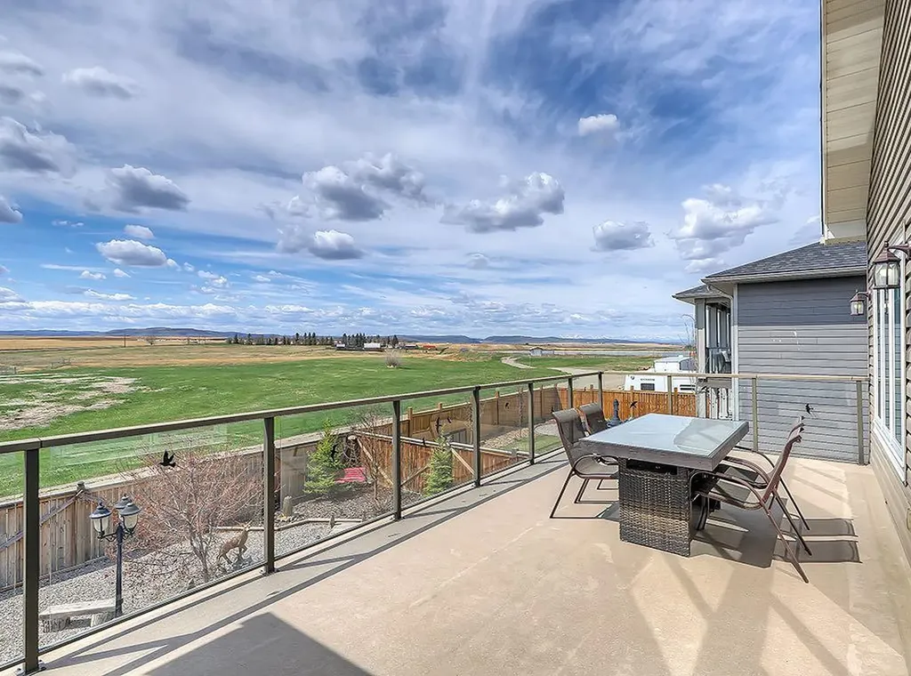 137 Westview Drive Nanton AB T0L 1R0