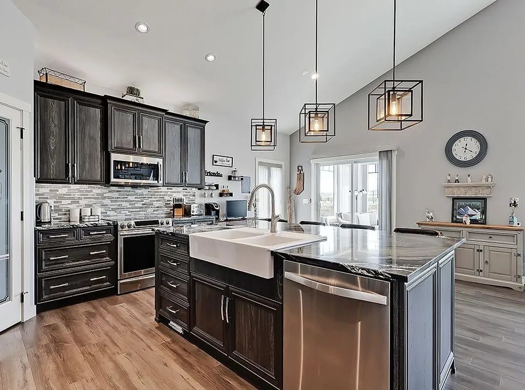 137 Westview Drive Nanton AB T0L 1R0