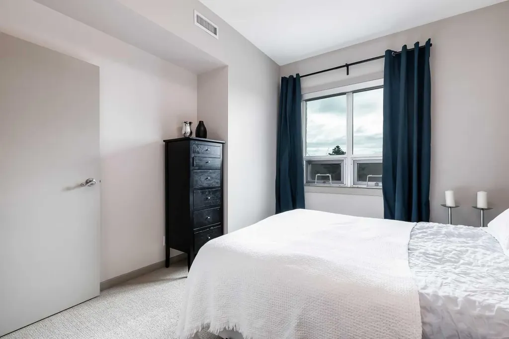 210 15 Avenue SE Calgary AB T2G 0B5