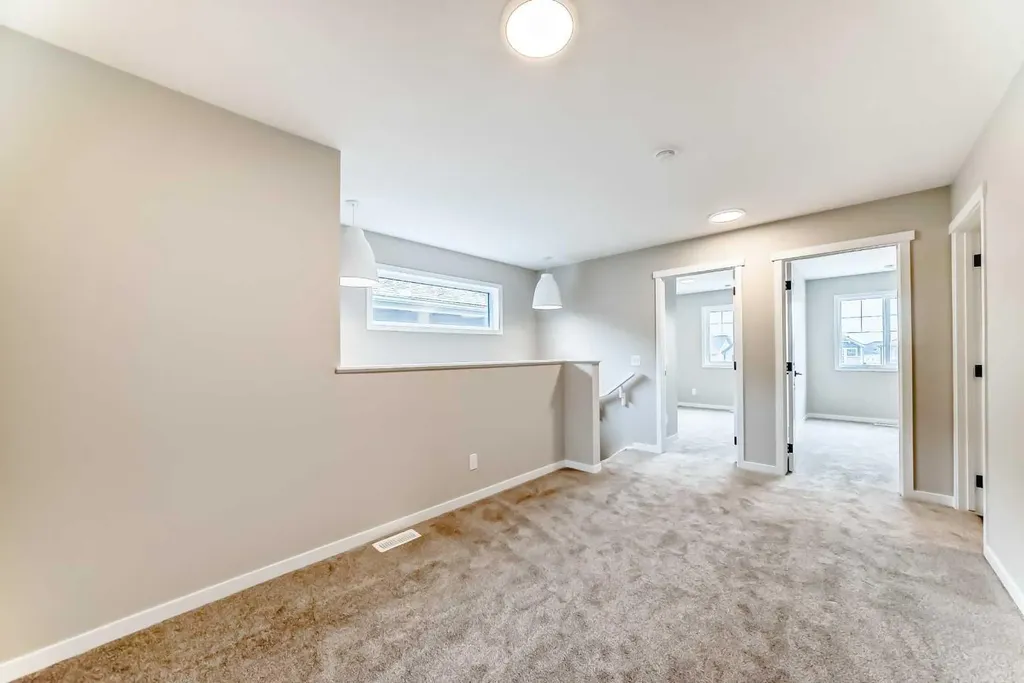 23 Magnolia Street SE Calgary AB T3M 4C8
