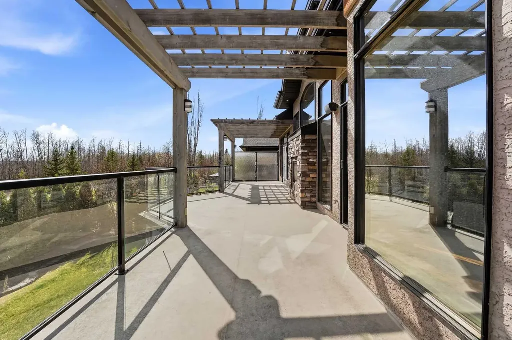 68 Oakwood Close Red Deer AB T4P 0C5