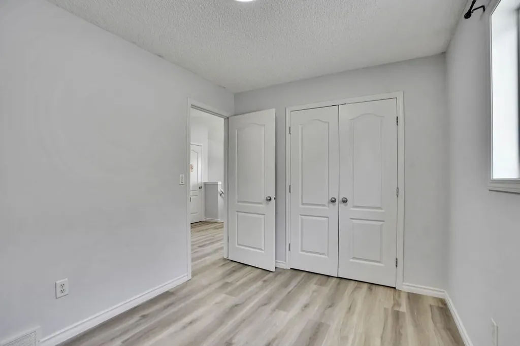 71 Saddlemont Road NE Calgary AB T3J5E4
