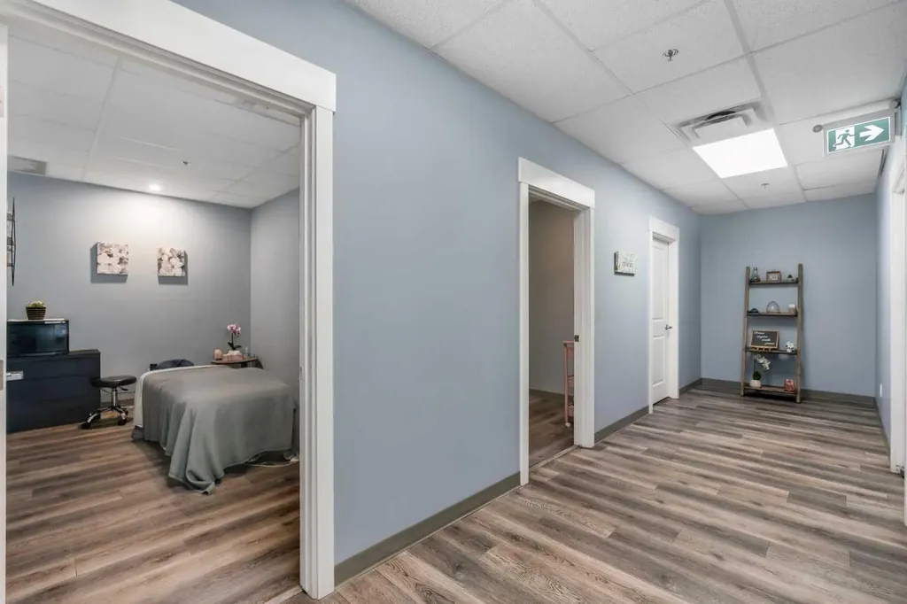 20 Saddlestone Drive NE Calgary AB T3J 0W8