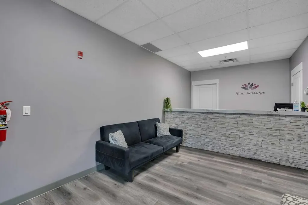 20 Saddlestone Drive NE Calgary AB T3J 0W8