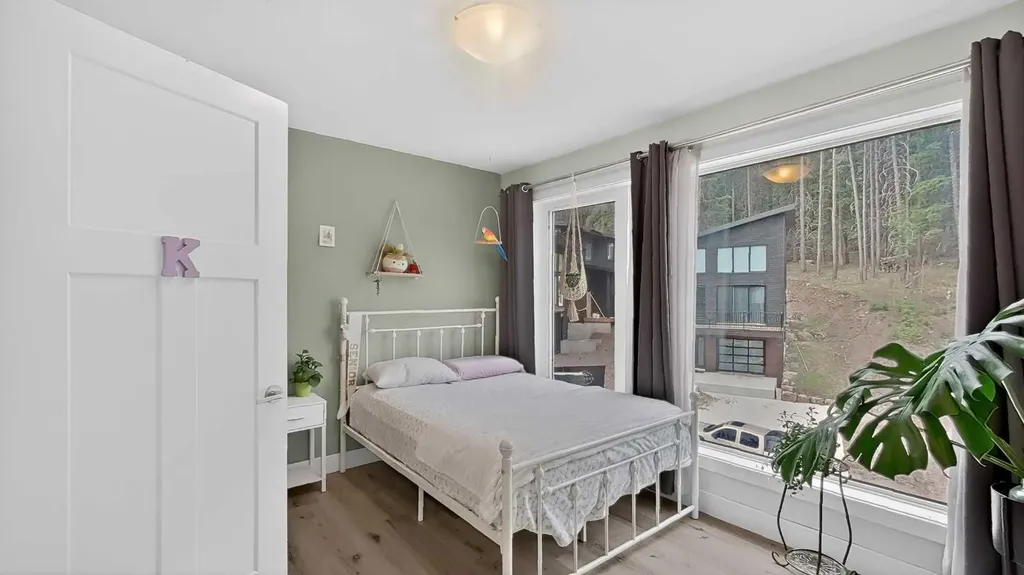 209 Southmore Place Blairmore AB T0K0E0