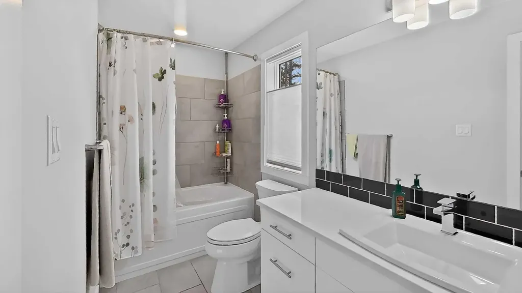 209 Southmore Place Blairmore AB T0K0E0