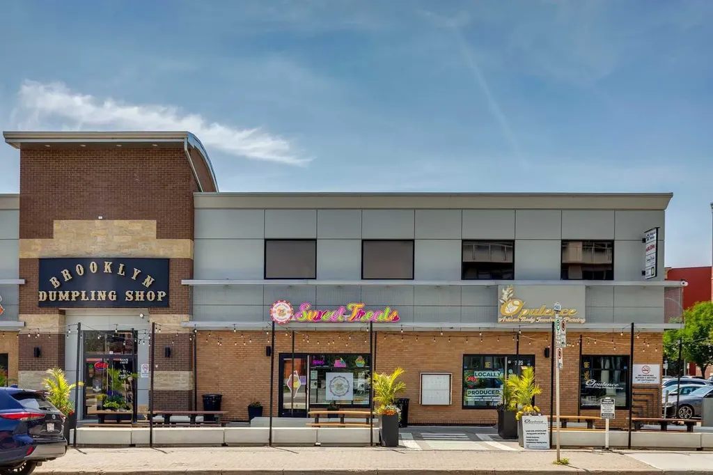 1109 9 Avenue SE Calgary AB T2G 0S7