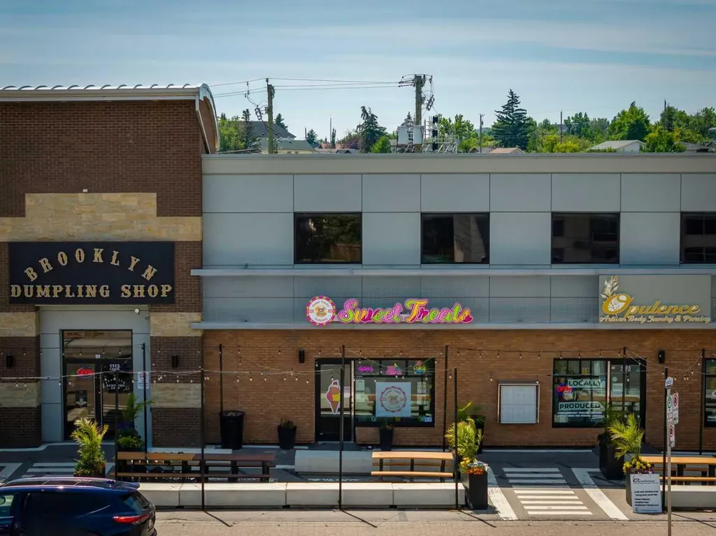 1109 9 Avenue SE Calgary AB T2G 0S7