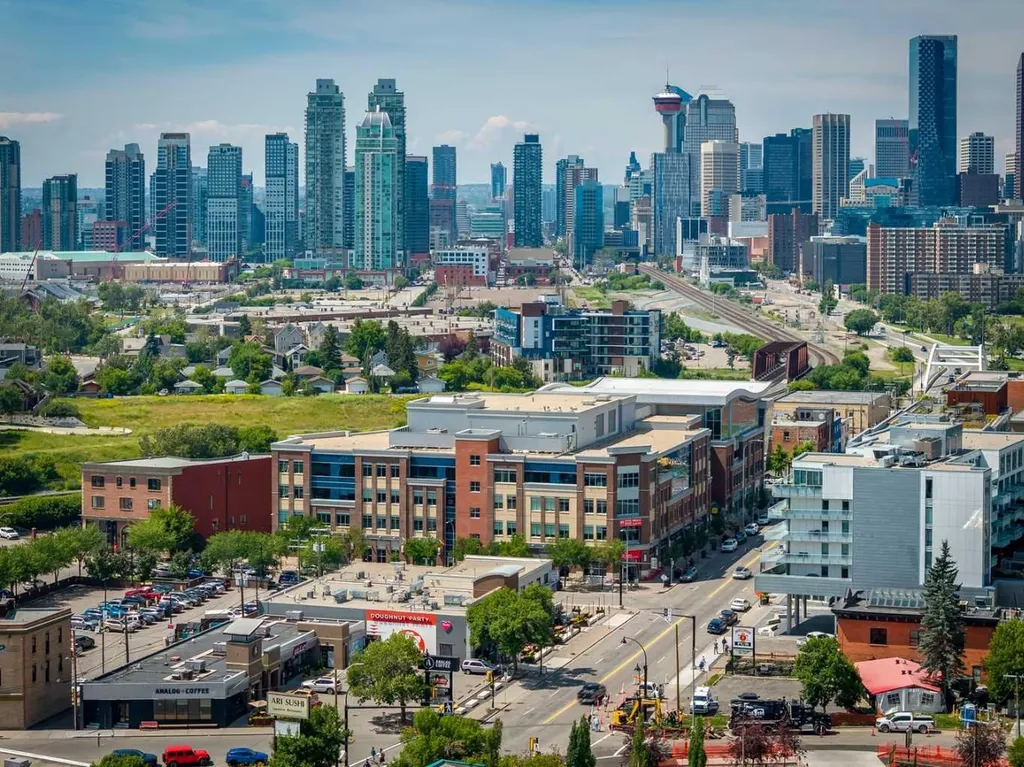 1109 9 Avenue SE Calgary AB T2G 0S7