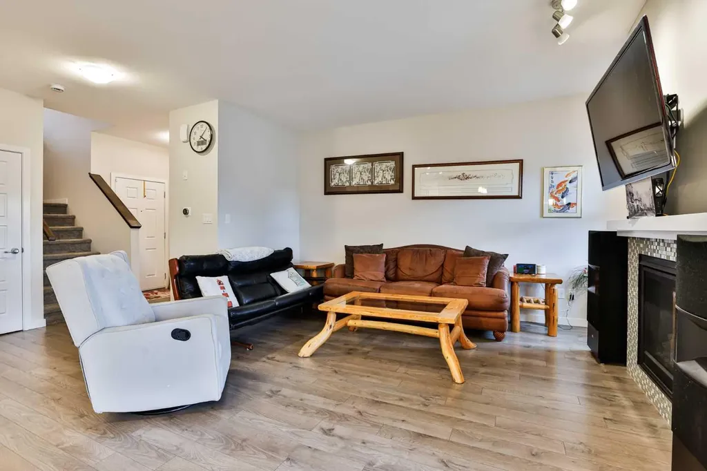 241 Lasalle Terrace W Lethbridge AB T1J 5G9