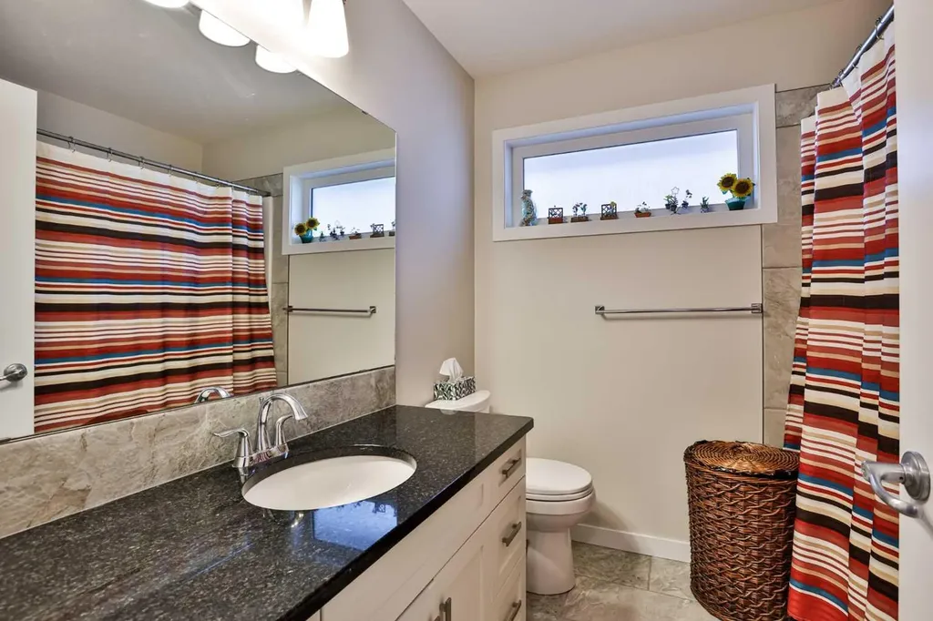 241 Lasalle Terrace W Lethbridge AB T1J 5G9
