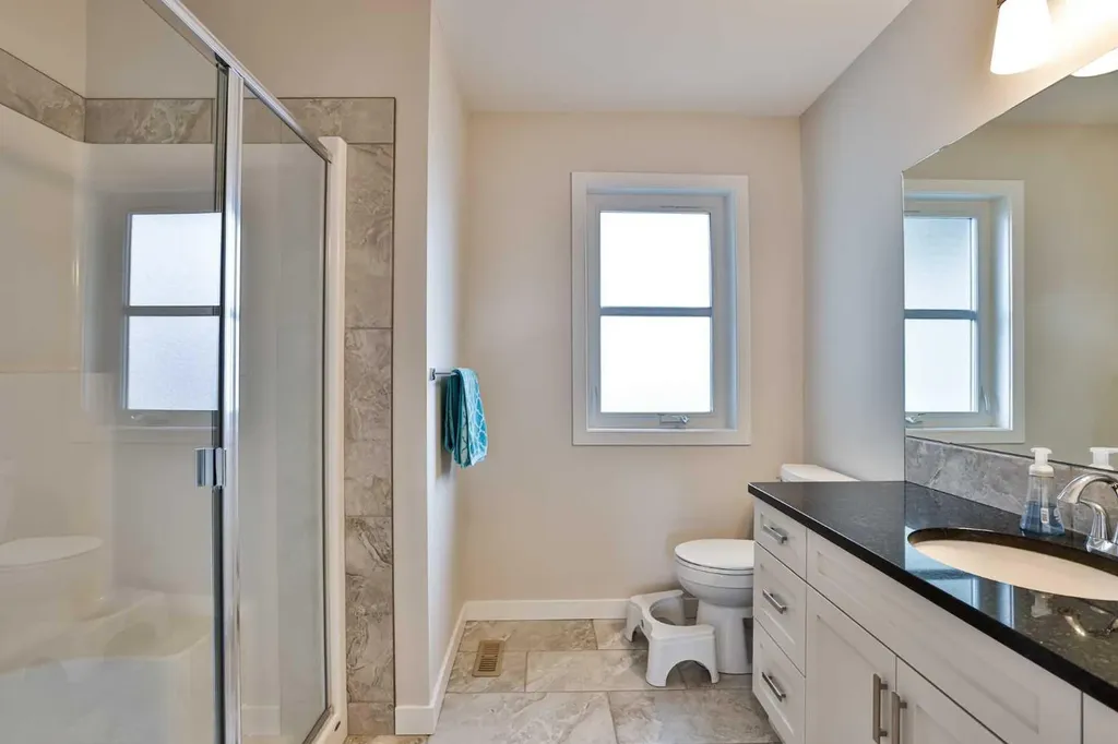 241 Lasalle Terrace W Lethbridge AB T1J 5G9