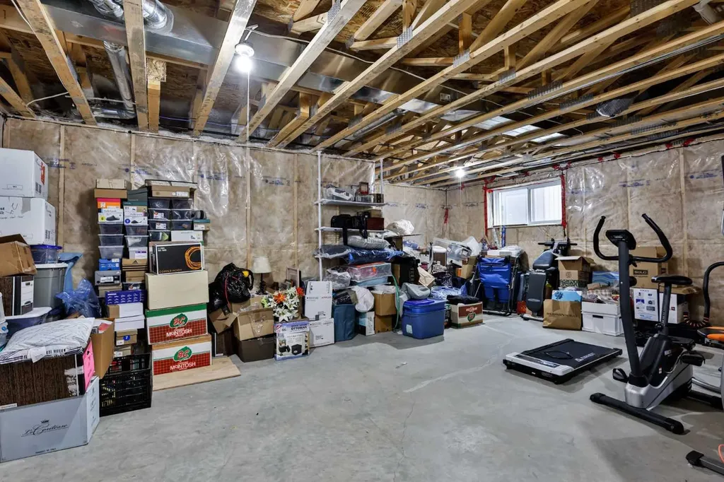 241 Lasalle Terrace W Lethbridge AB T1J 5G9