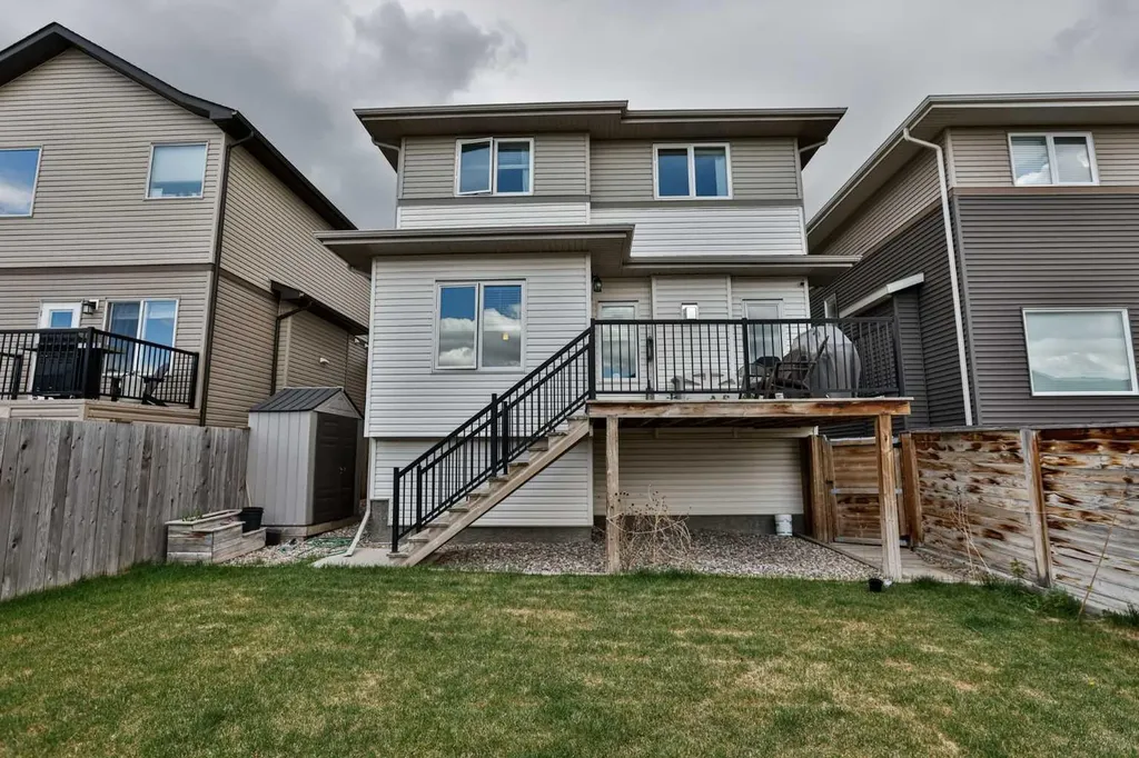 241 Lasalle Terrace W Lethbridge AB T1J 5G9