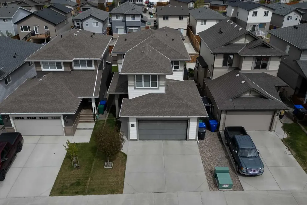 241 Lasalle Terrace W Lethbridge AB T1J 5G9