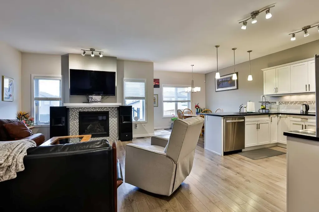 241 Lasalle Terrace W Lethbridge AB T1J 5G9