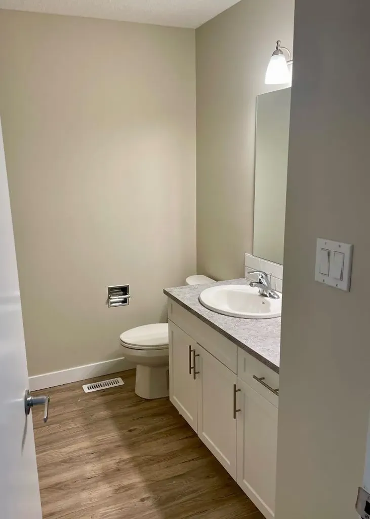 4824 Varsity Drive NW Calgary AB T3A 1A3