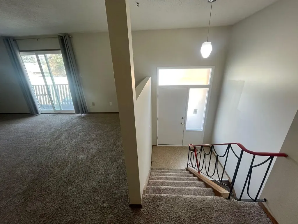4824 Varsity Drive NW Calgary AB T3A 1A3