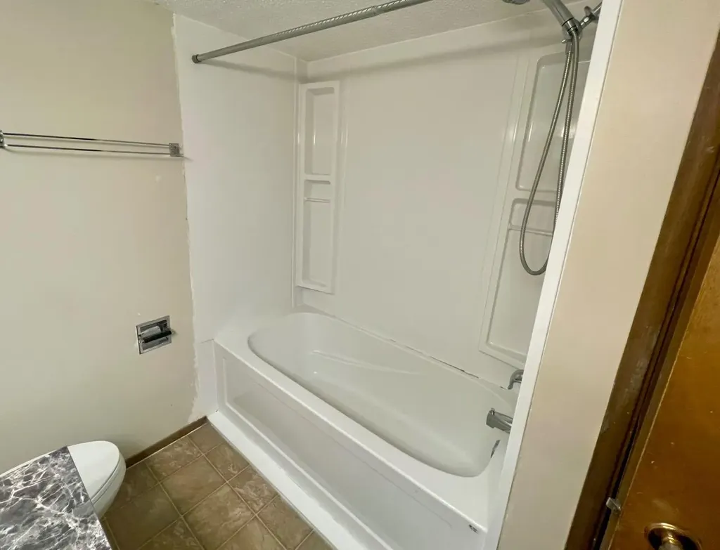 4824 Varsity Drive NW Calgary AB T3A 1A3
