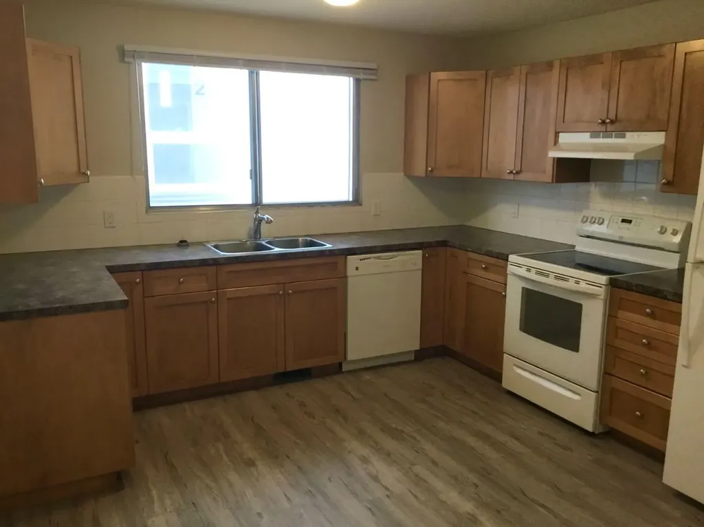 4824 Varsity Drive NW Calgary AB T3A 1A3