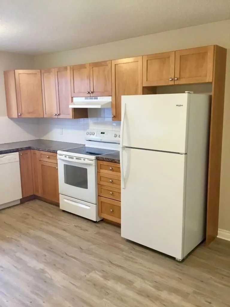 4824 Varsity Drive NW Calgary AB T3A 1A3
