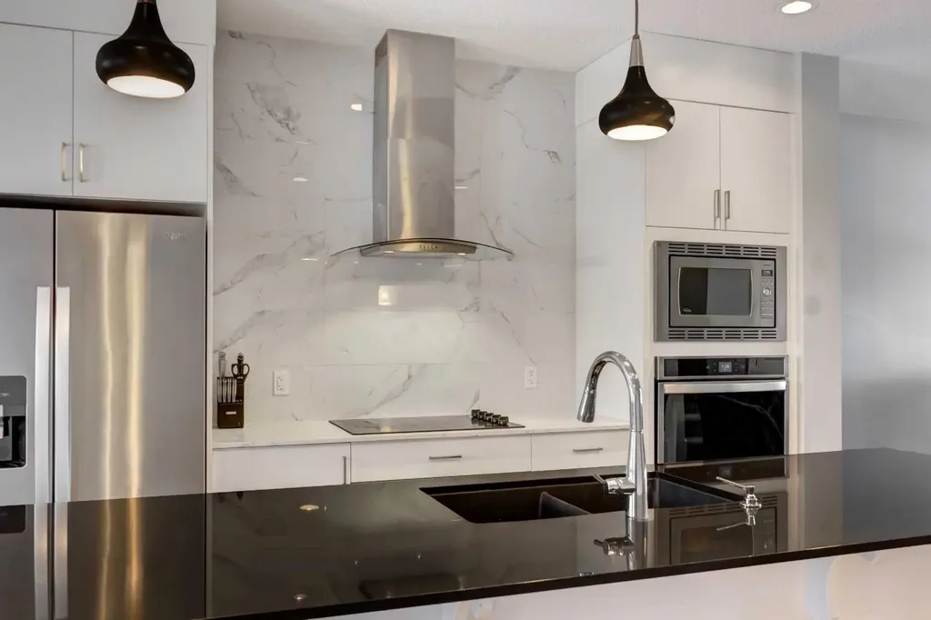 133 Legacy Glen Way SE Calgary AB T2X 4G6