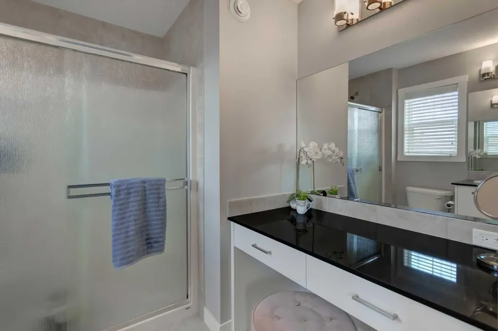 133 Legacy Glen Way SE Calgary AB T2X 4G6