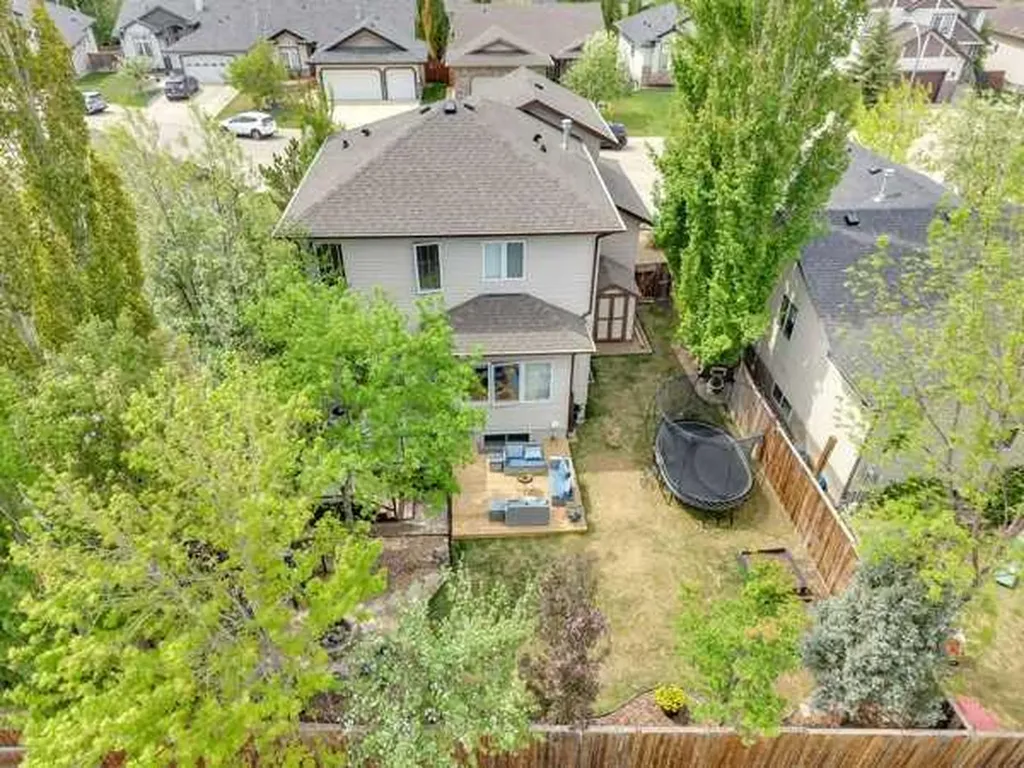 132 Ingle Close Red Deer AB T4R 3S2